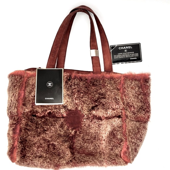 Chanel Raffia Effect Braided Small Shopping Bag Beige Pink  CHANEL Tan and Pink Fur Tote